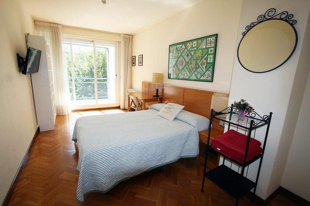 Suites Sercotel Mirasierra Pamplona Exteriör bild