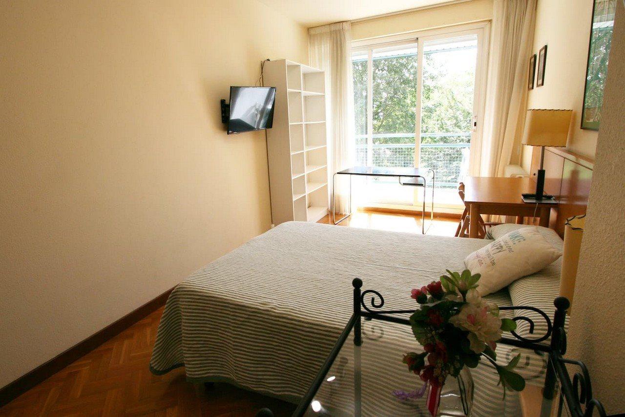 Suites Sercotel Mirasierra Pamplona Exteriör bild