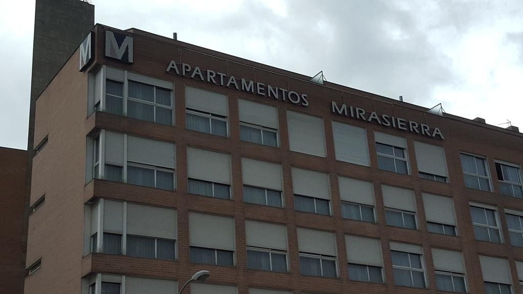 Suites Sercotel Mirasierra Pamplona Exteriör bild