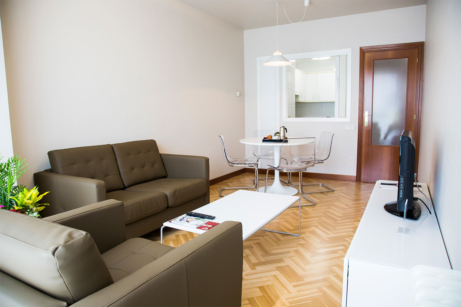 Suites Sercotel Mirasierra Pamplona Exteriör bild