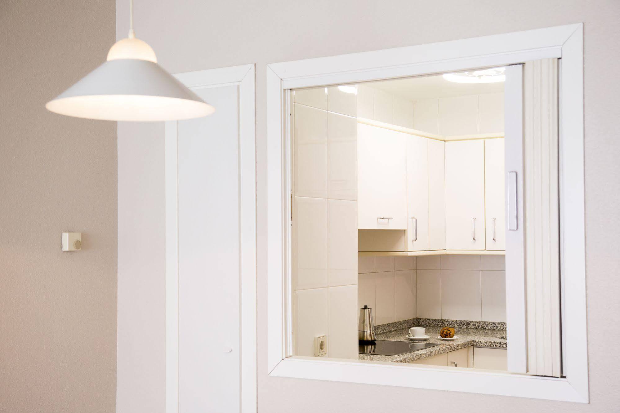 Suites Sercotel Mirasierra Pamplona Exteriör bild