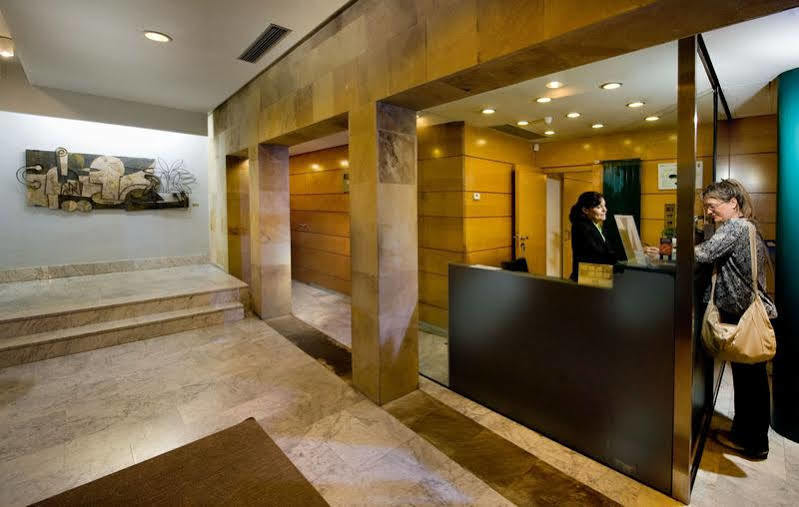 Suites Sercotel Mirasierra Pamplona Exteriör bild